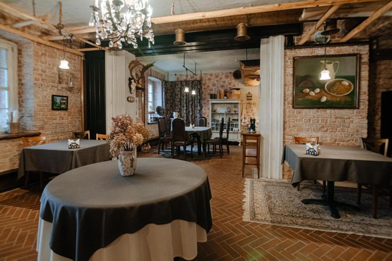 Piena Muiza - Berghof Hotel & Spa Sieksate Bagian luar foto