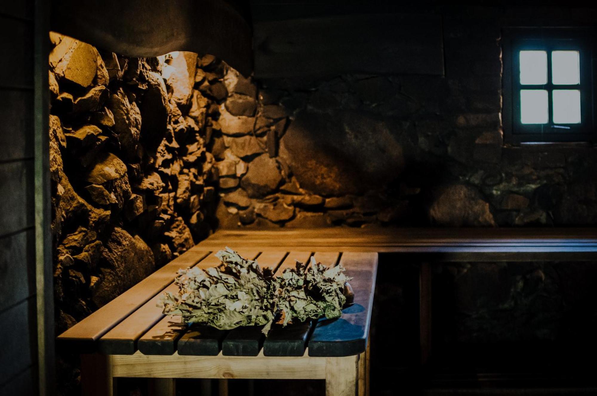 Piena Muiza - Berghof Hotel & Spa Sieksate Ruang foto