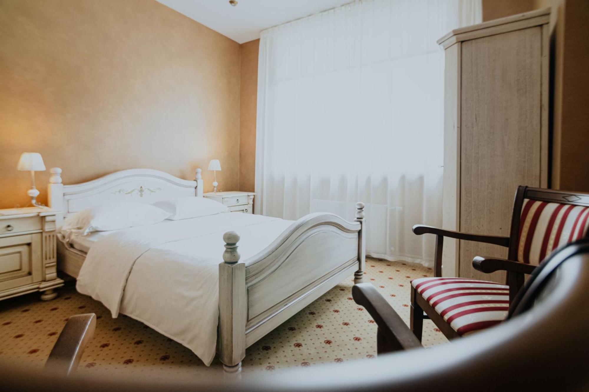Piena Muiza - Berghof Hotel & Spa Sieksate Ruang foto