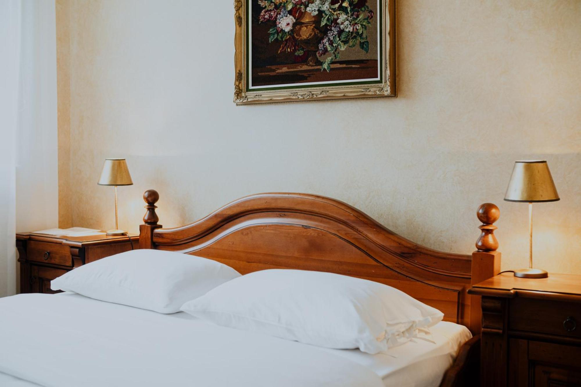 Piena Muiza - Berghof Hotel & Spa Sieksate Ruang foto
