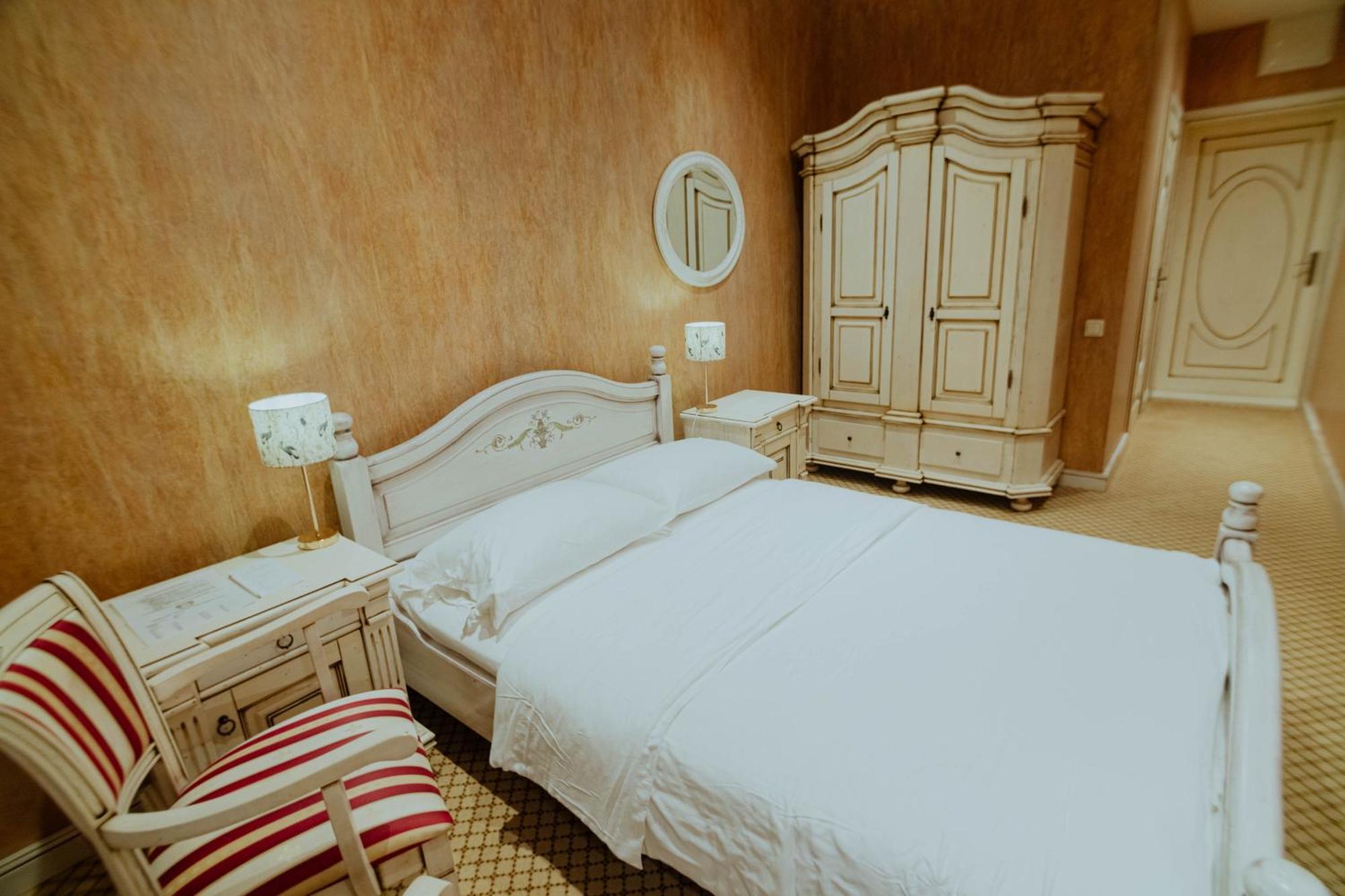 Piena Muiza - Berghof Hotel & Spa Sieksate Ruang foto